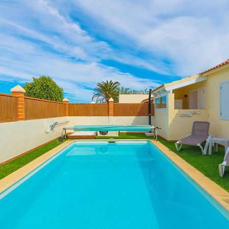 Private Villa With Heated Pool & Terrace See View Corralejo Exterior photo
